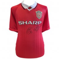 Футболка ФК Манчестер Юнайтед 1999 з автографами гравців